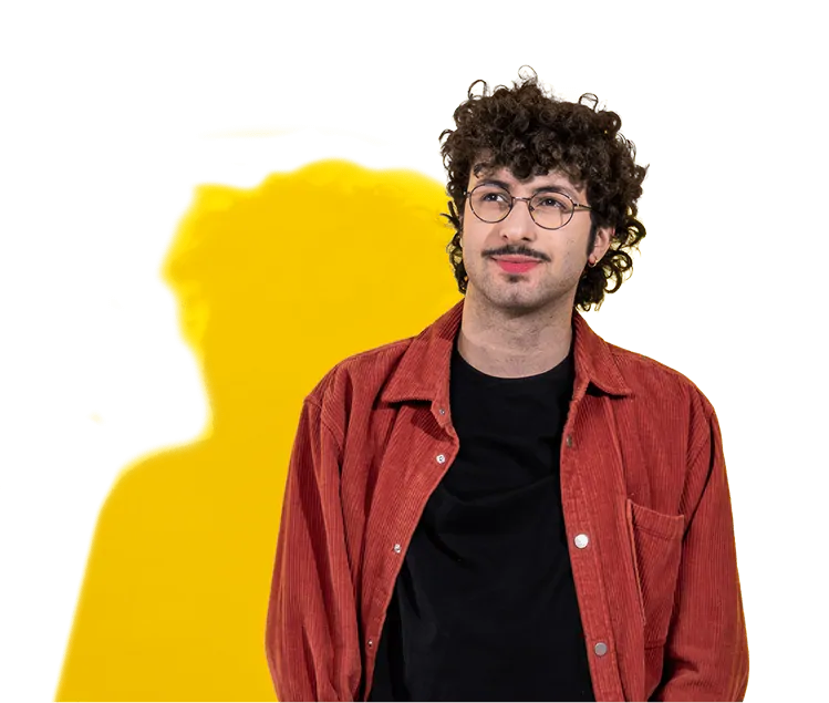 Samozřejmě můžeš začít jako student nebo trainee.